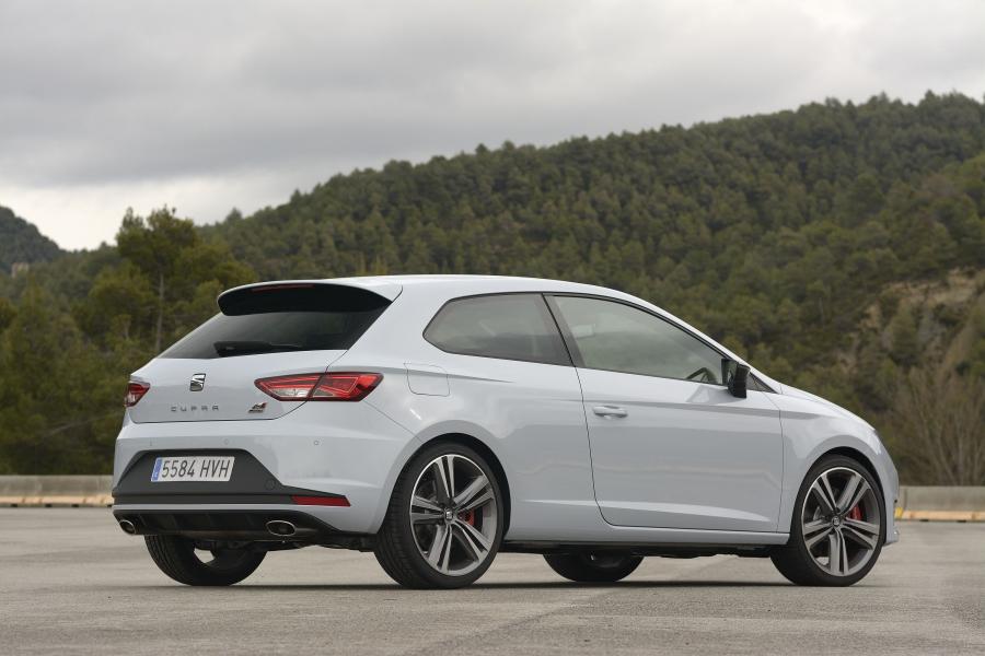  Seat Leon Cupra 280 2014 года  (UK) (фото 12 из 66)